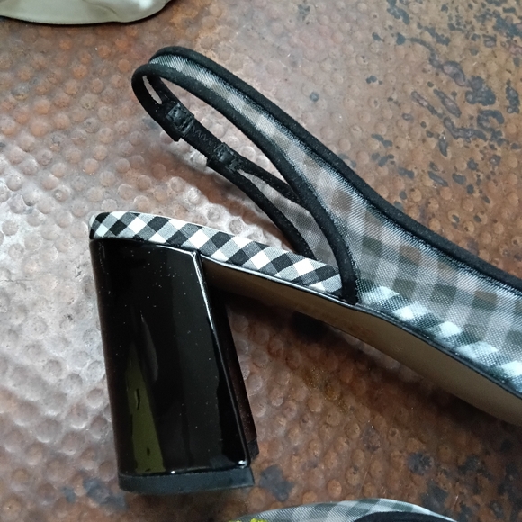 Betsey Johnson Sz. 10 Laney Fruit Slingback Mesh Pumps - Picture 12 of 16